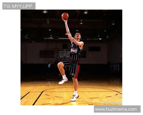 姚明2002年球鞋回顾与影响探讨:从篮球场到时尚潮流的跨界之旅 姚明2002年球鞋回顾与影响探讨:从篮球场到时尚潮流的跨界之旅