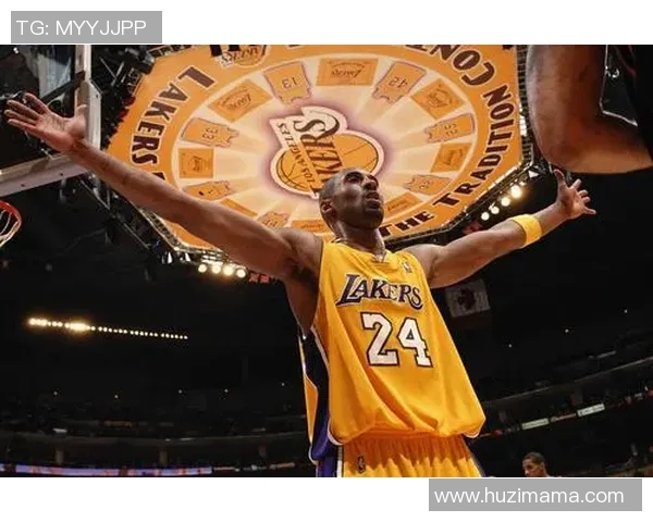 传奇球星科比的足球梦与篮球辉煌交织的精彩人生故事