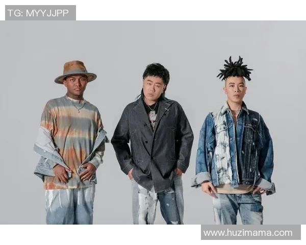 足球场上的笑声与旋律搞笑足球明星歌曲全集大盘点