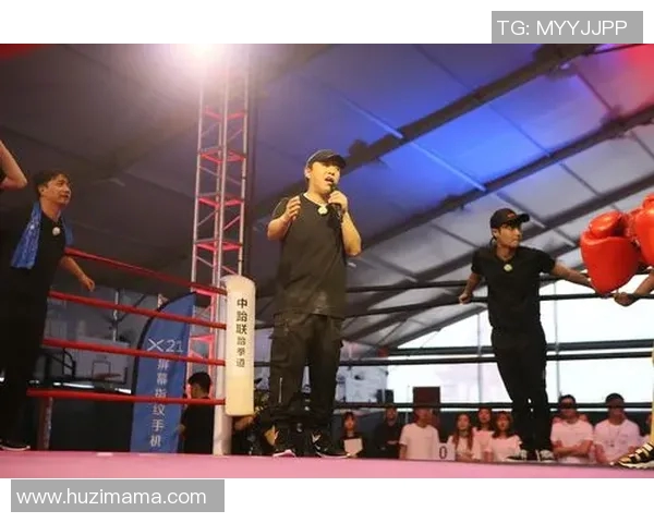 黄轩化身足球明星挑战极限展现运动魅力引发热议